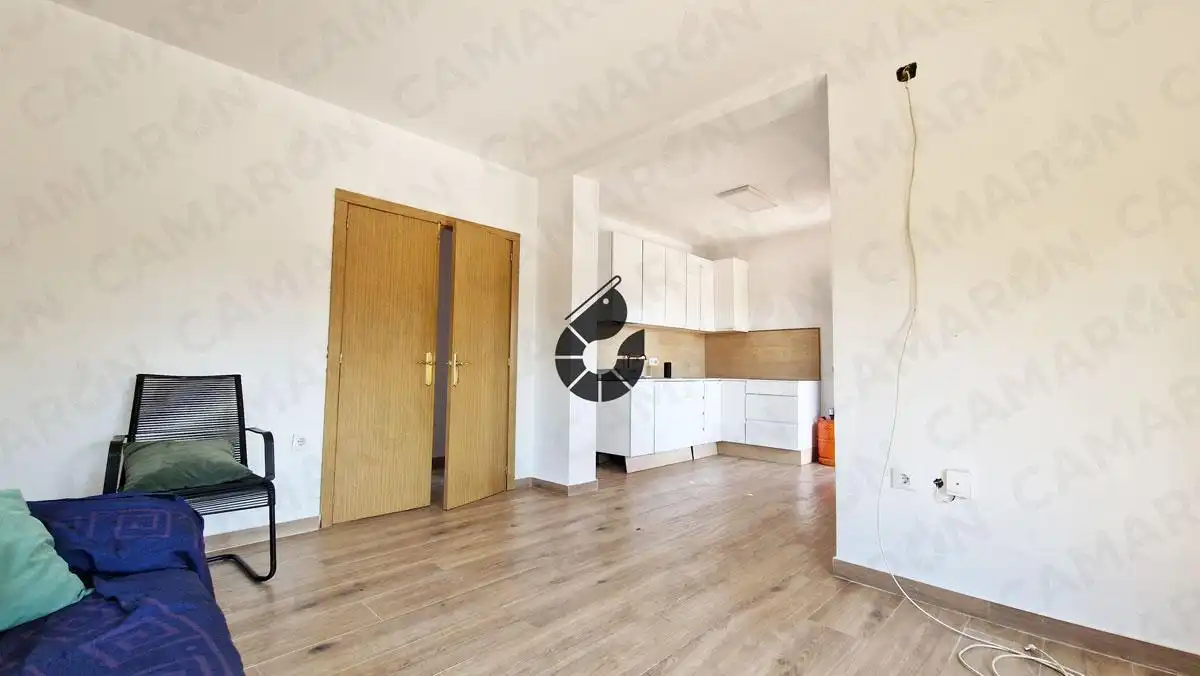 Casa con piscina en venta en Palomares del Río, imagen 3