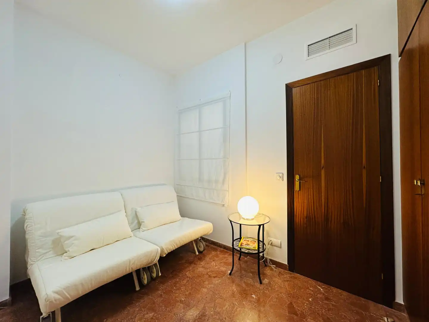Dormitori de Casa o xalet en venda en Amposta amb Terrassa i Moblat
