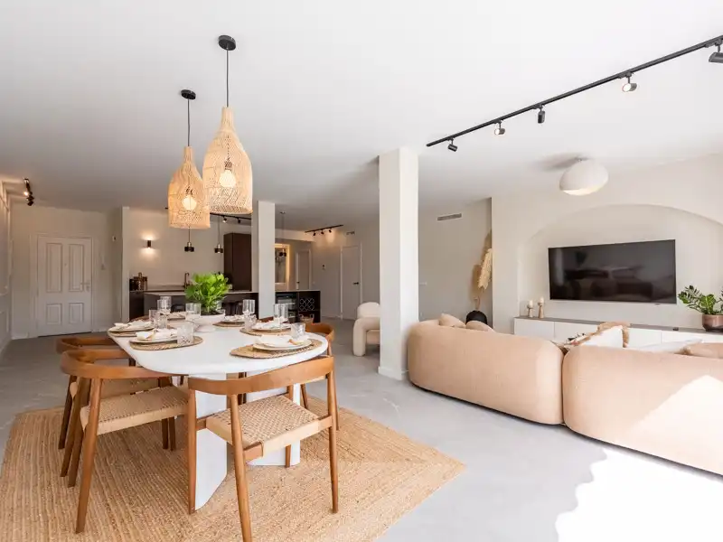 Apartment with pool for sale in La Quinta, imagen 4