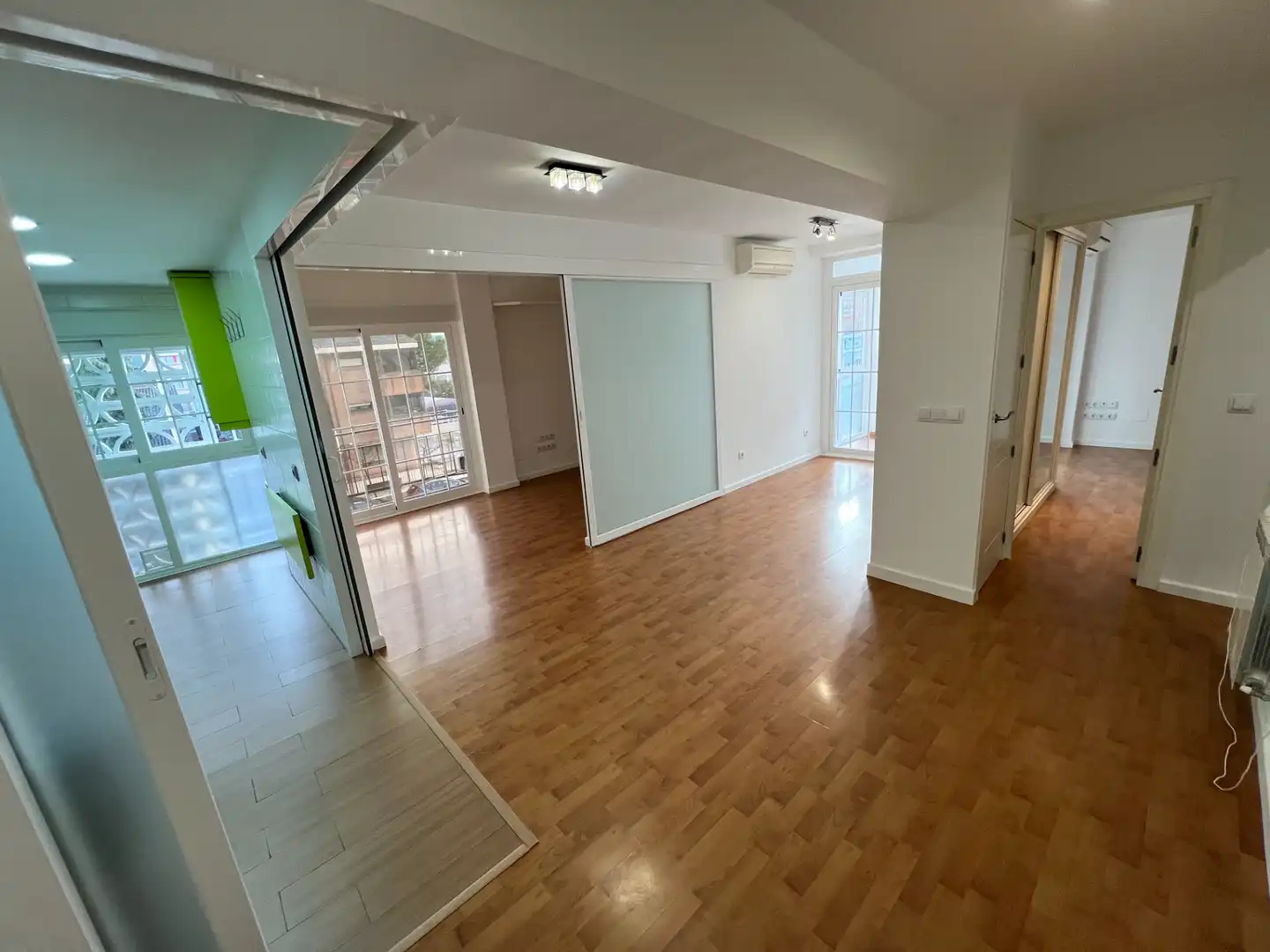 Vista exterior de Piso en venta en Madrid con Aire acondicionado, Calefacción y Parquet