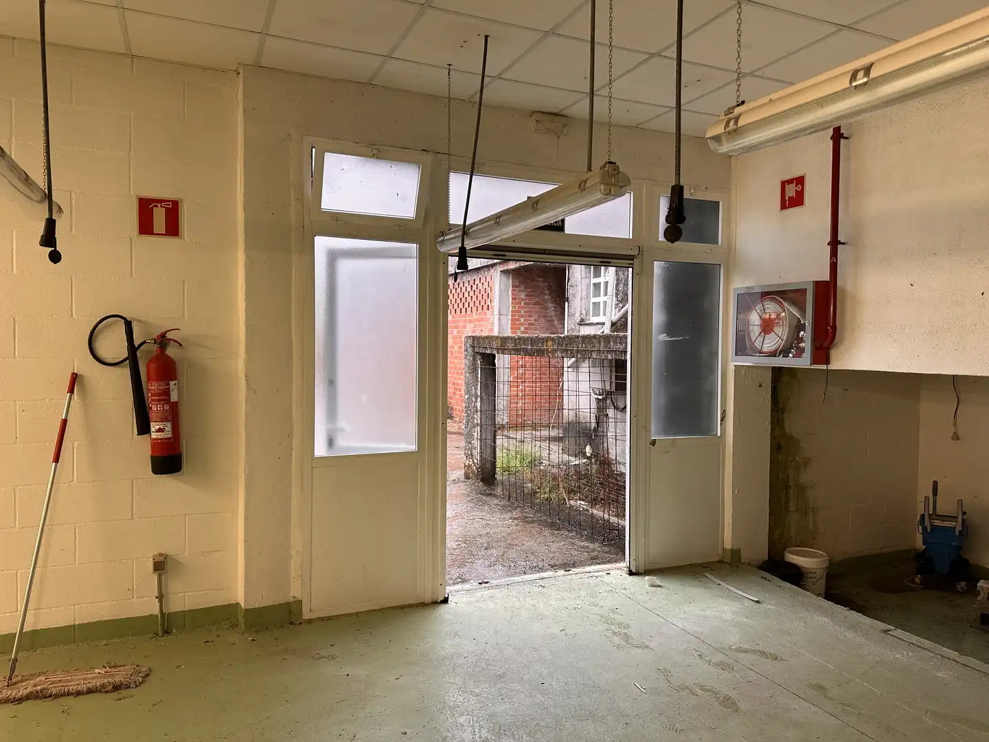 Business premises for sale in A BAÑA, imagen 5