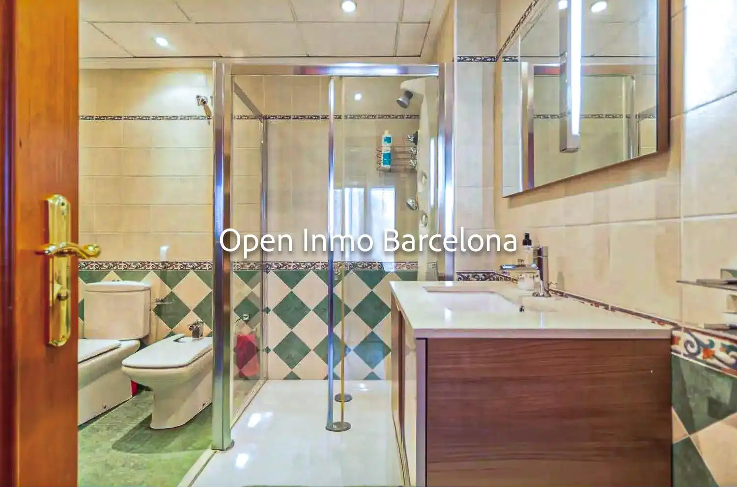 Bathroom of Houses for sale in Castelldefels  with Air Conditioner, Heating and Private garden