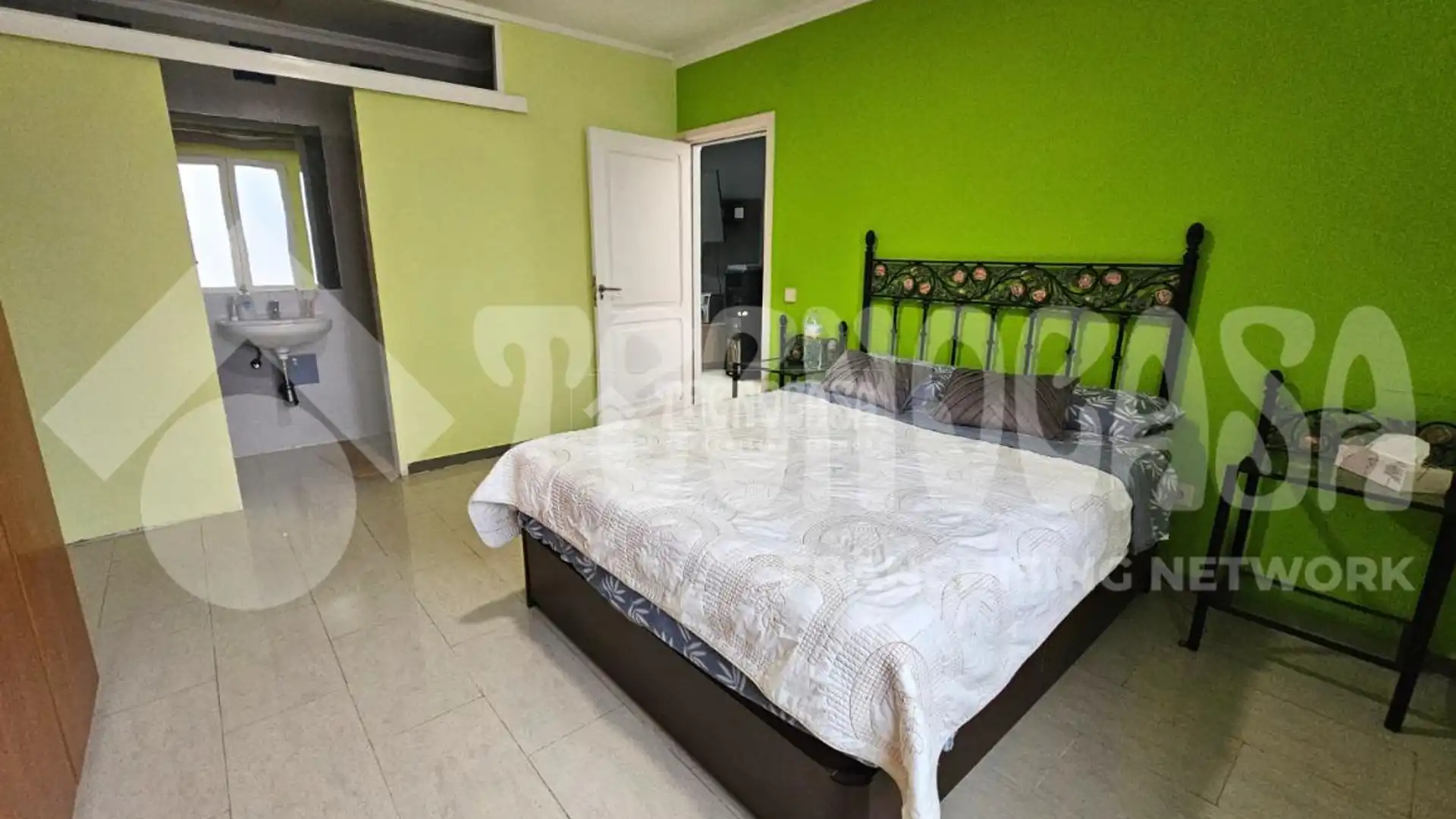 Single-family semi-detached for sale in C. Federico Viera, Schamann - Rehoyas, Ciudad Alta