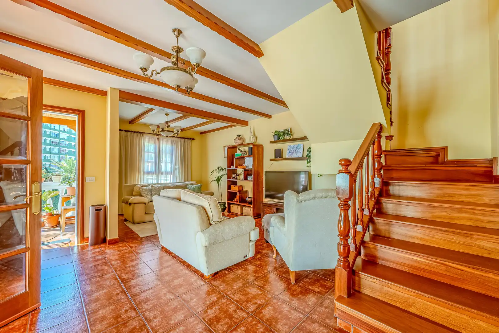 Sala d'estar de Casa o xalet en venda en Las Palmas de Gran Canaria amb Jardí privat, Terrassa i Traster