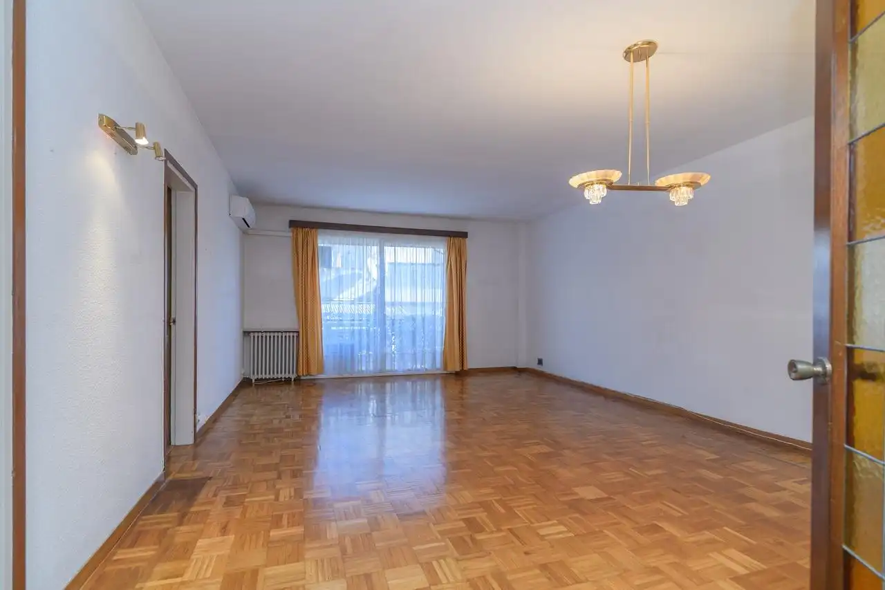 Living room of Flat for sale in Barcelona  with Heating, Parquet flooring and Balcony
