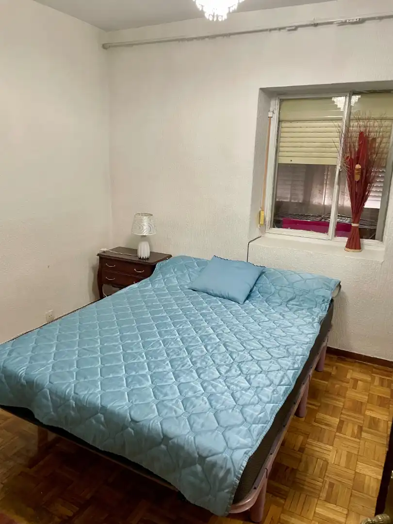 Bedroom of Flat for share in Madrid  with Air Conditioner, Heating and Furnished