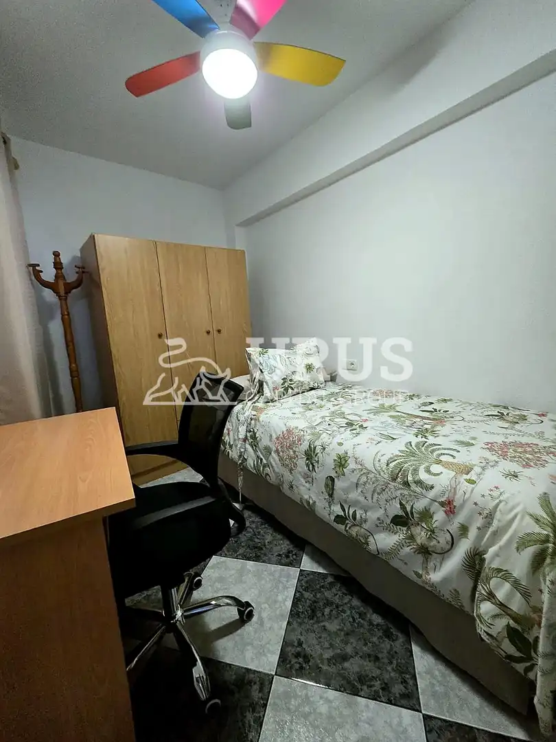 Habitación de Piso de alquiler en Córdoba con Terraza