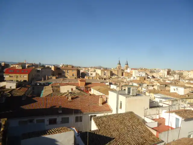 Vista exterior de Dúplex de alquiler en Granada con Calefacción, Terraza y Amueblado