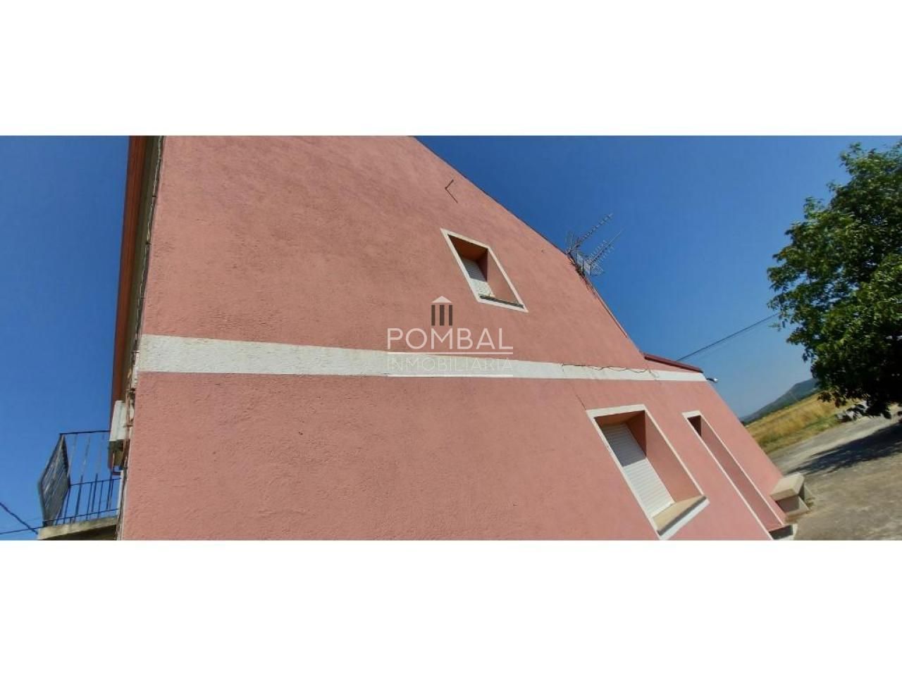 Vista exterior de Casa o xalet en venda en Xinzo de Limia amb Calefacció, Jardí privat i Traster