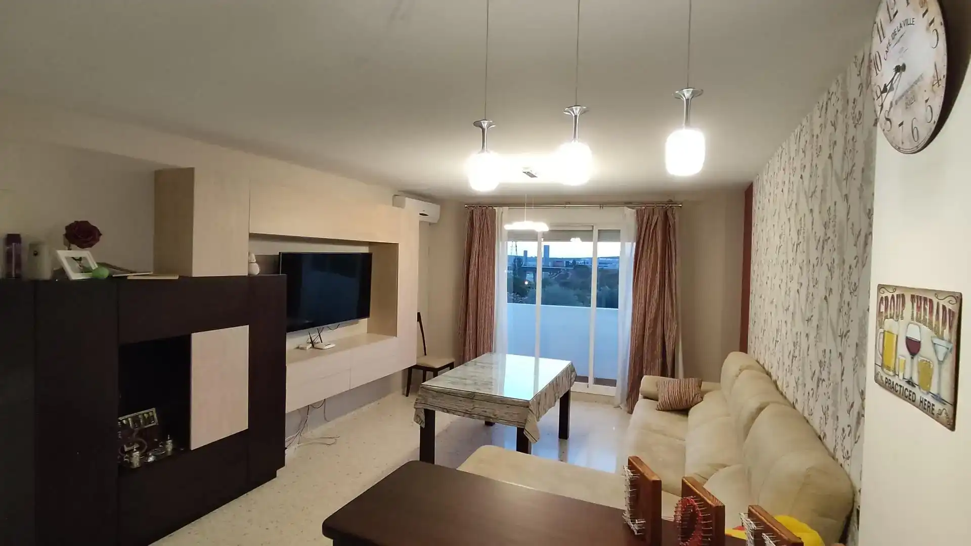 Sala de estar de Piso en venta en Lucena con Aire acondicionado, Piscina y Balcón