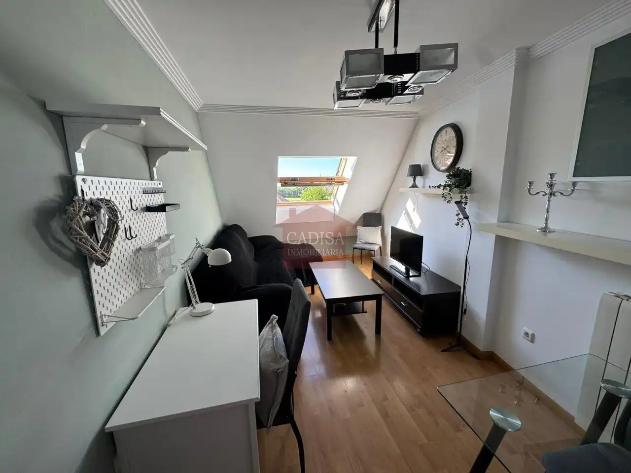 Sala de estar de Apartamento de alquiler en Villares de la Reina con Calefacción y Amueblado