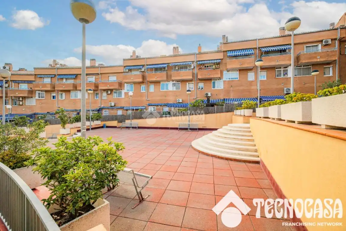 Exterior view of Flat for sale in Sant Boi de Llobregat  with Air Conditioner, Heating and Terrace