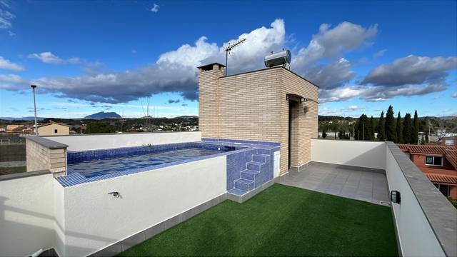 Casa-chalet en Venta en Els Avets - Can Serrafossà - Ximelis