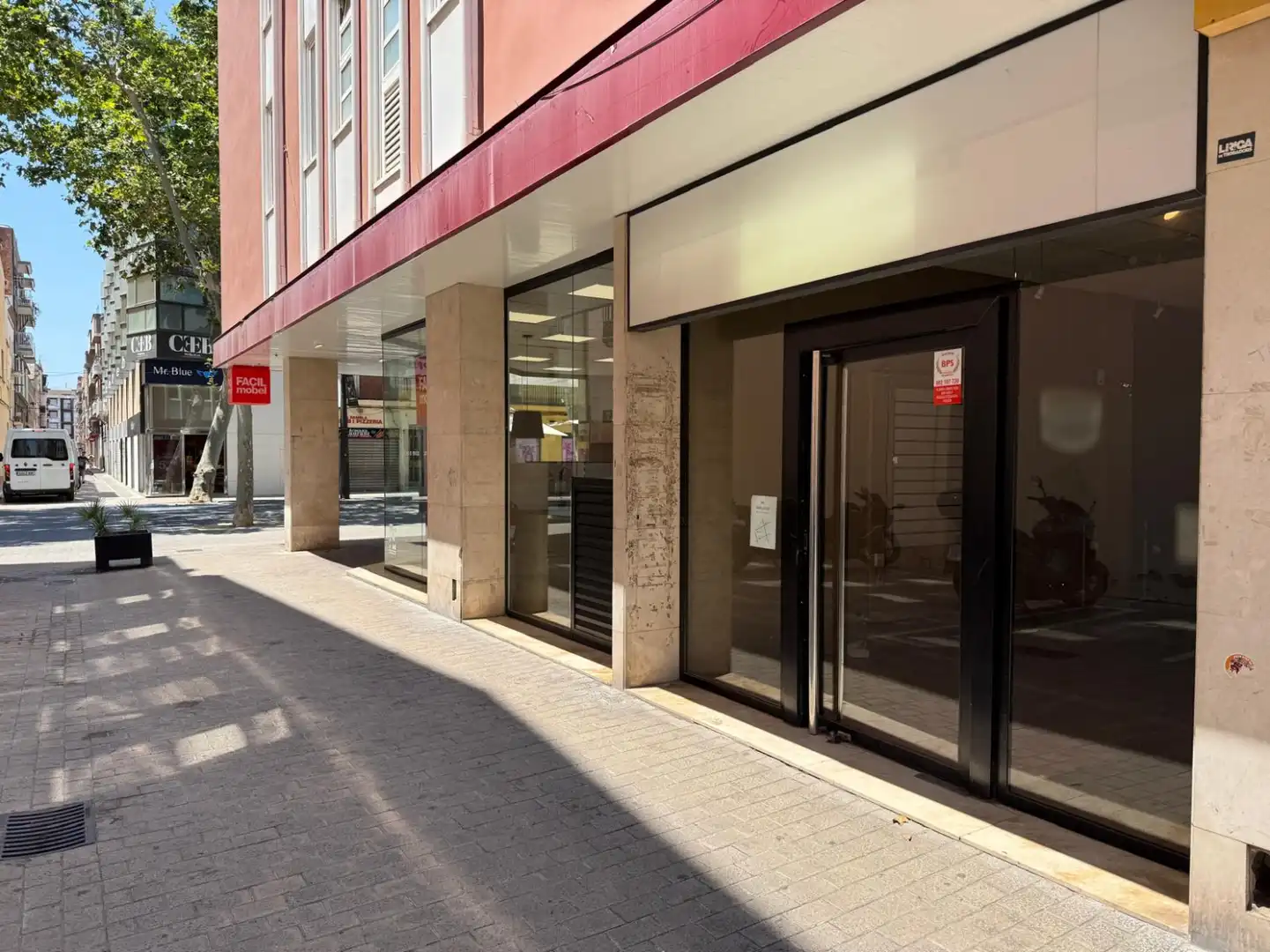 Locale commerciale in affitto a Vilanova i la Geltrú - Sant Gervasi, imagen 2