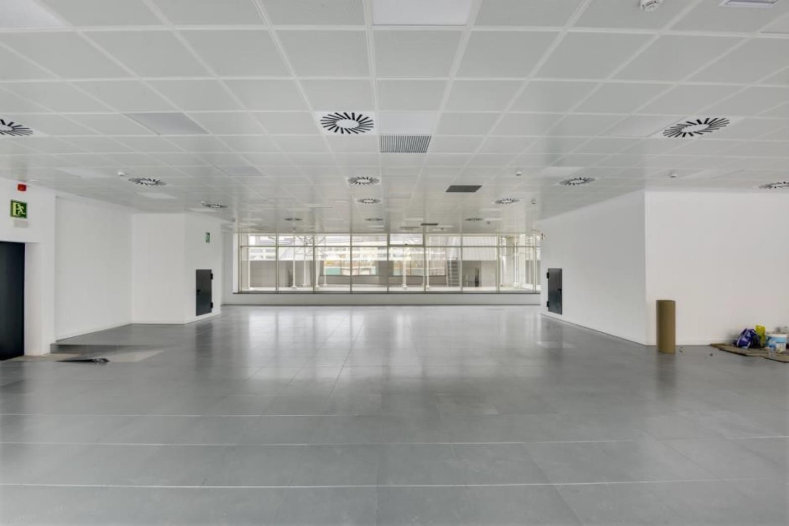 Oficina de alquiler en N/A, El Parc i la Llacuna del Poblenou