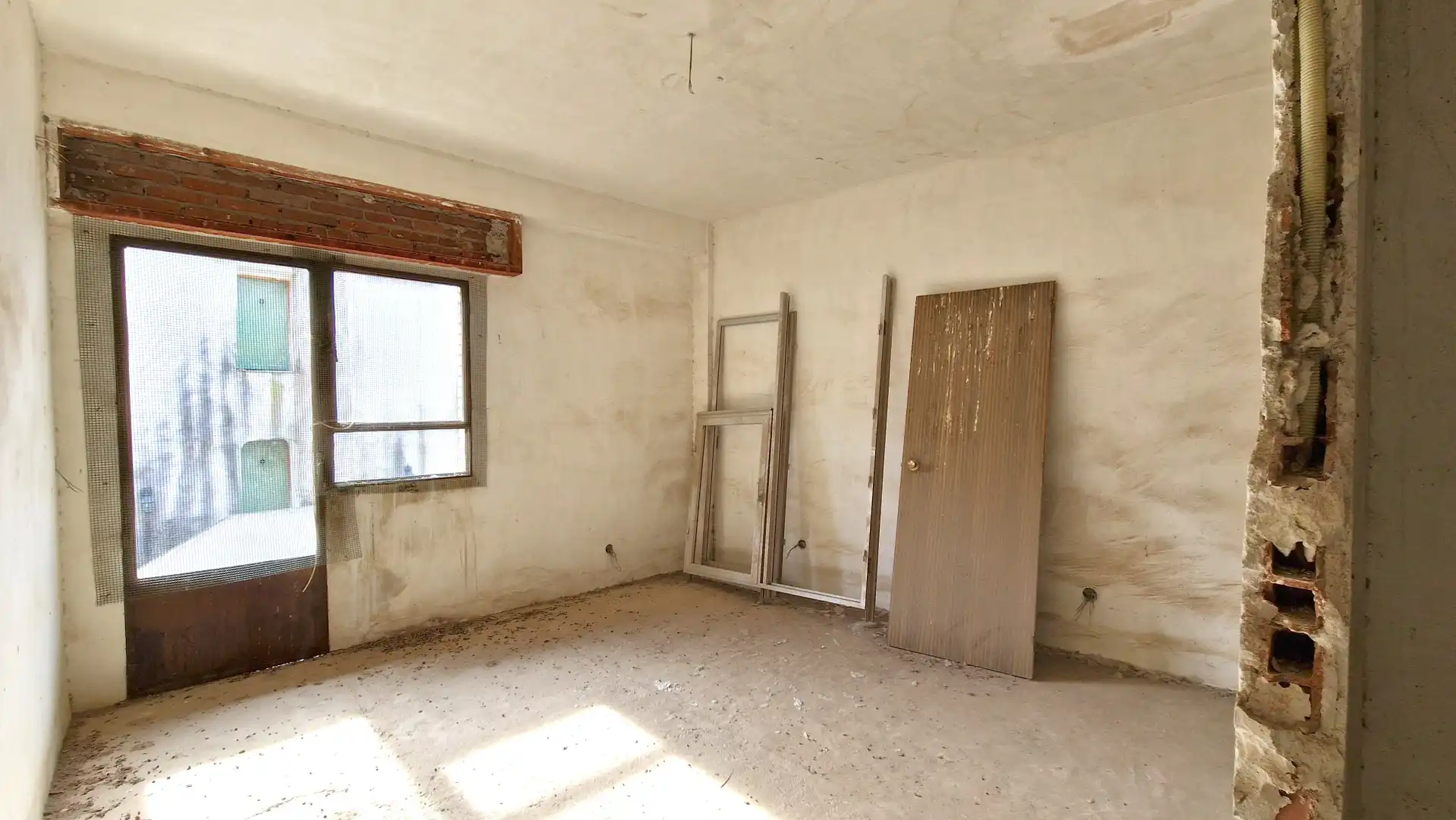 Buildings for sale in Huerta de Valdecarábanos