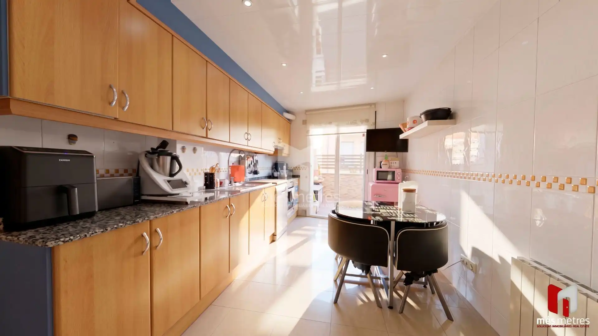 Kitchen of Flat for sale in Montgat  with Air Conditioner, Heating and Private garden