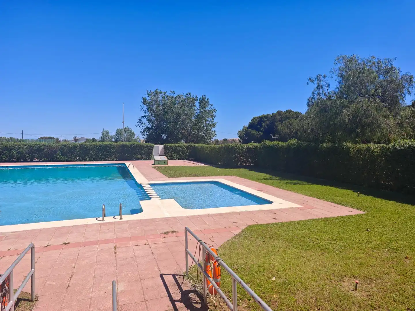 Piscina de Casa o xalet en venda en Cartagena amb Jardí privat, Terrassa i Moblat