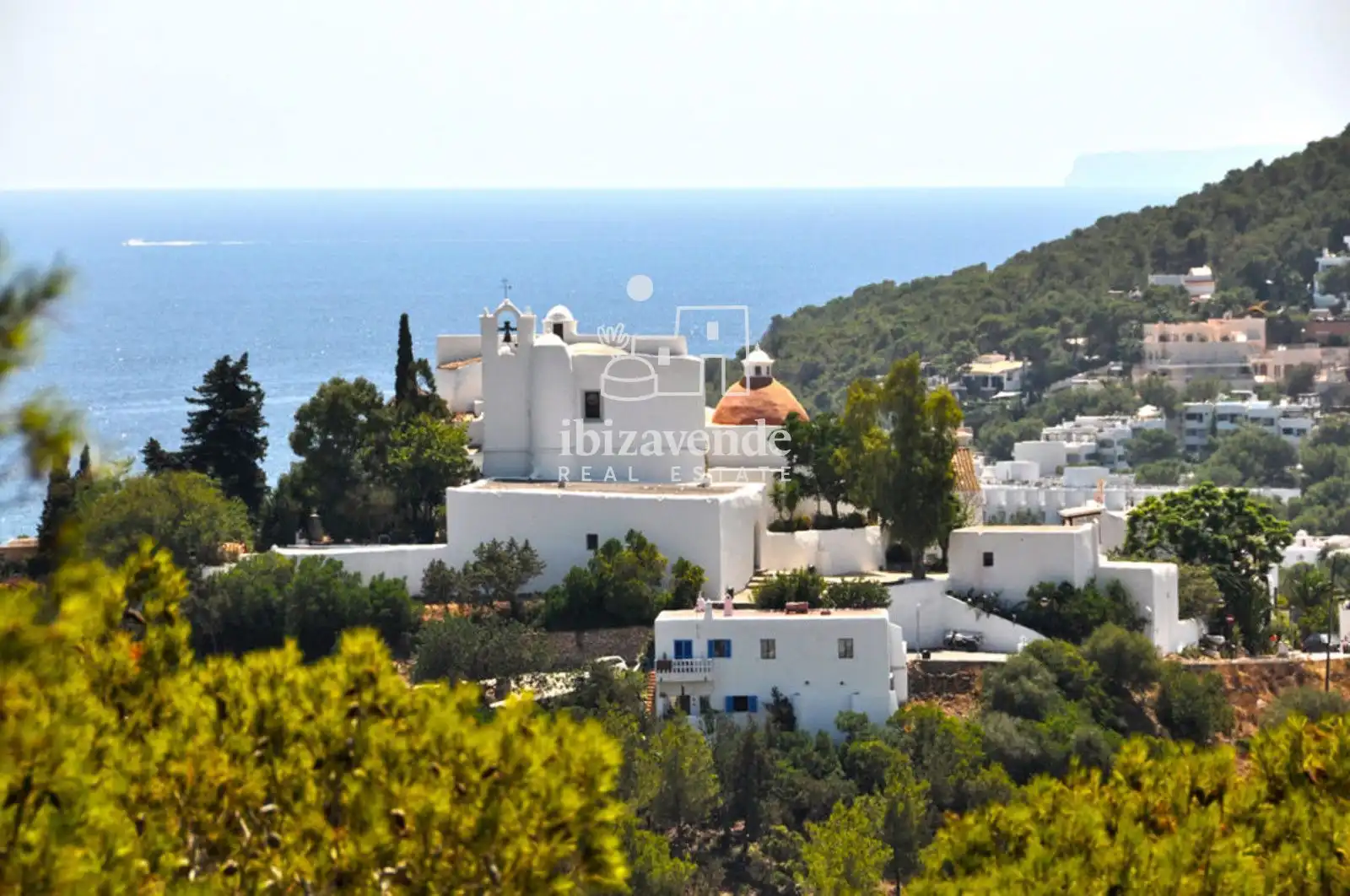 Wohnung zur Miete in Santa Eulària des Riu mit Klimaanlage, Terrasse und Möbliert