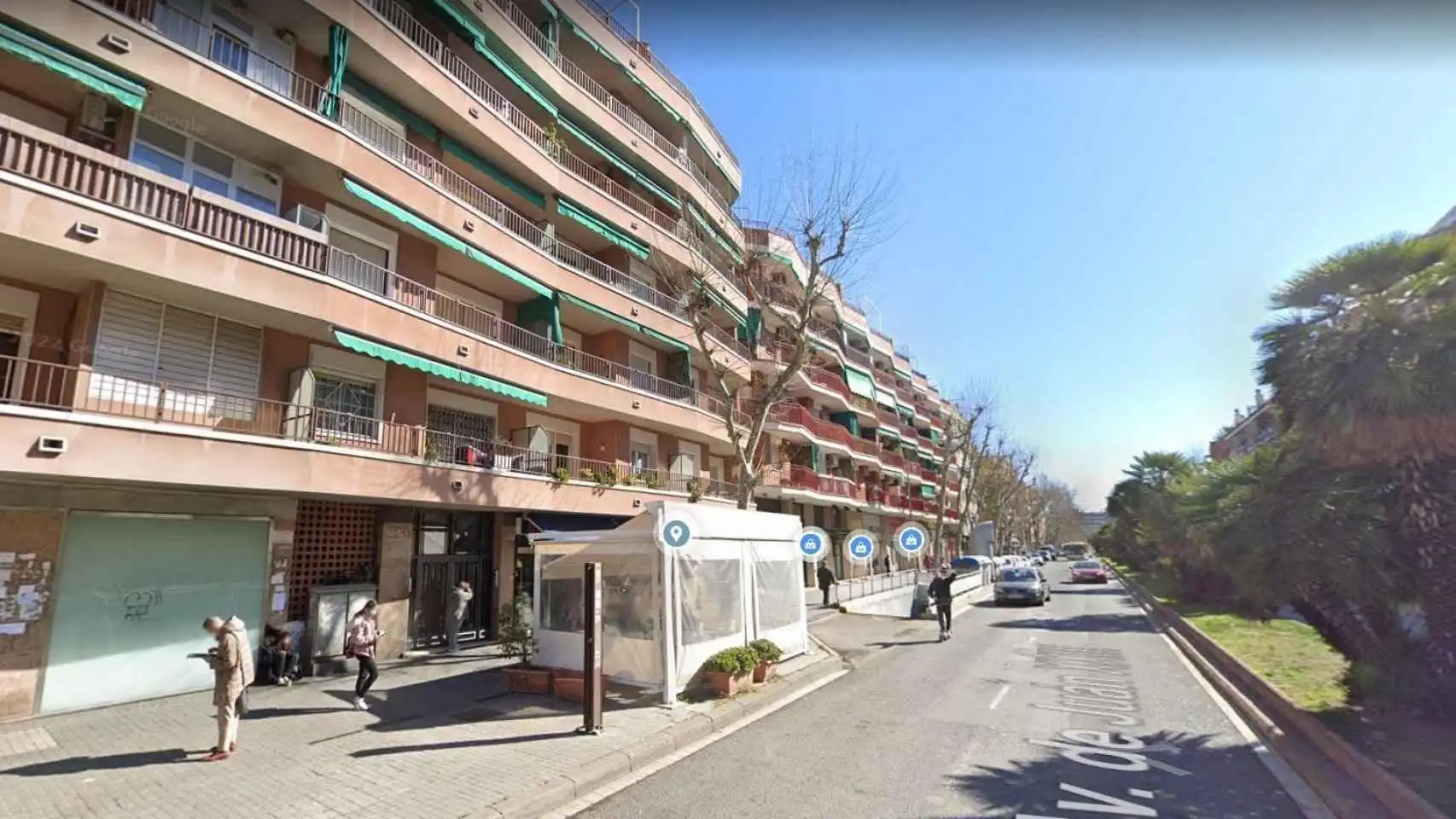 Außenansicht von Gebäude zum Verkauf in Badalona