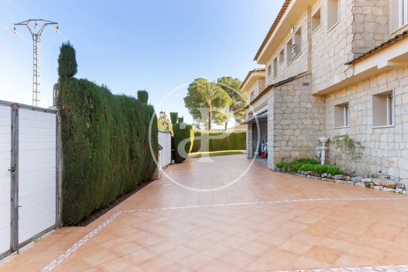 Vista exterior de Casa o chalet en venta en Serra con Aire acondicionado, Calefacción y Jardín privado