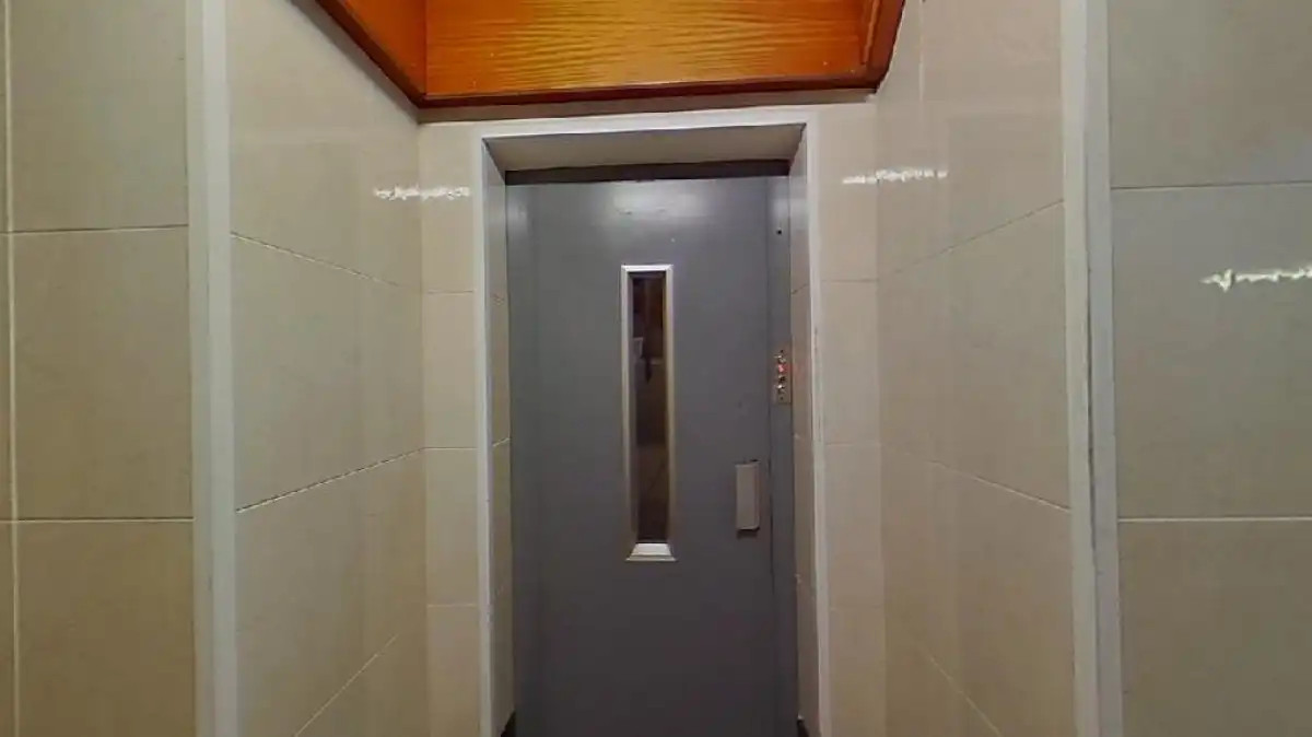 Flat with lift for sale in Calle maragall, imagen 13