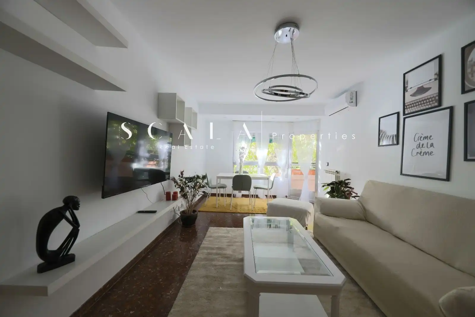 Living room of Flat for rent in Madrid  with Air Conditioner, Heating and Terrace