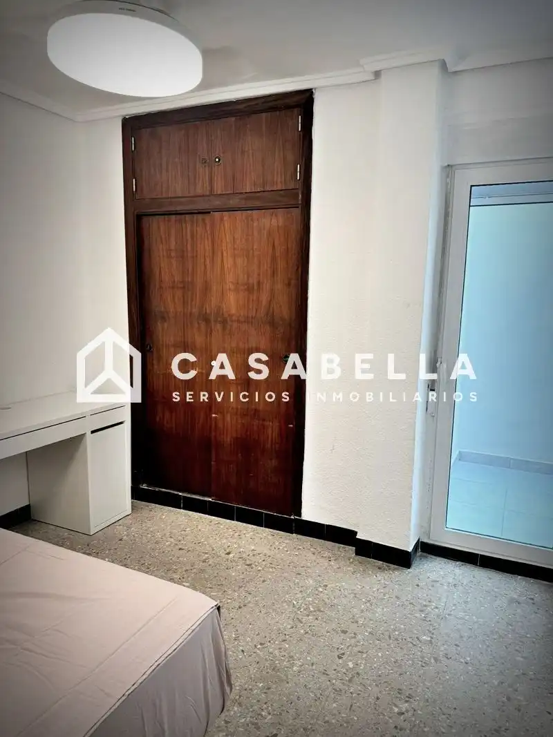Flat for sale in Hermanos Villalonga, imagen 8