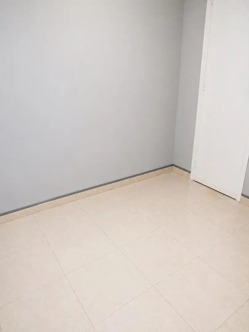 Habitación de Piso en venta en Vilanova del Camí con Terraza, Amueblado y Balcón