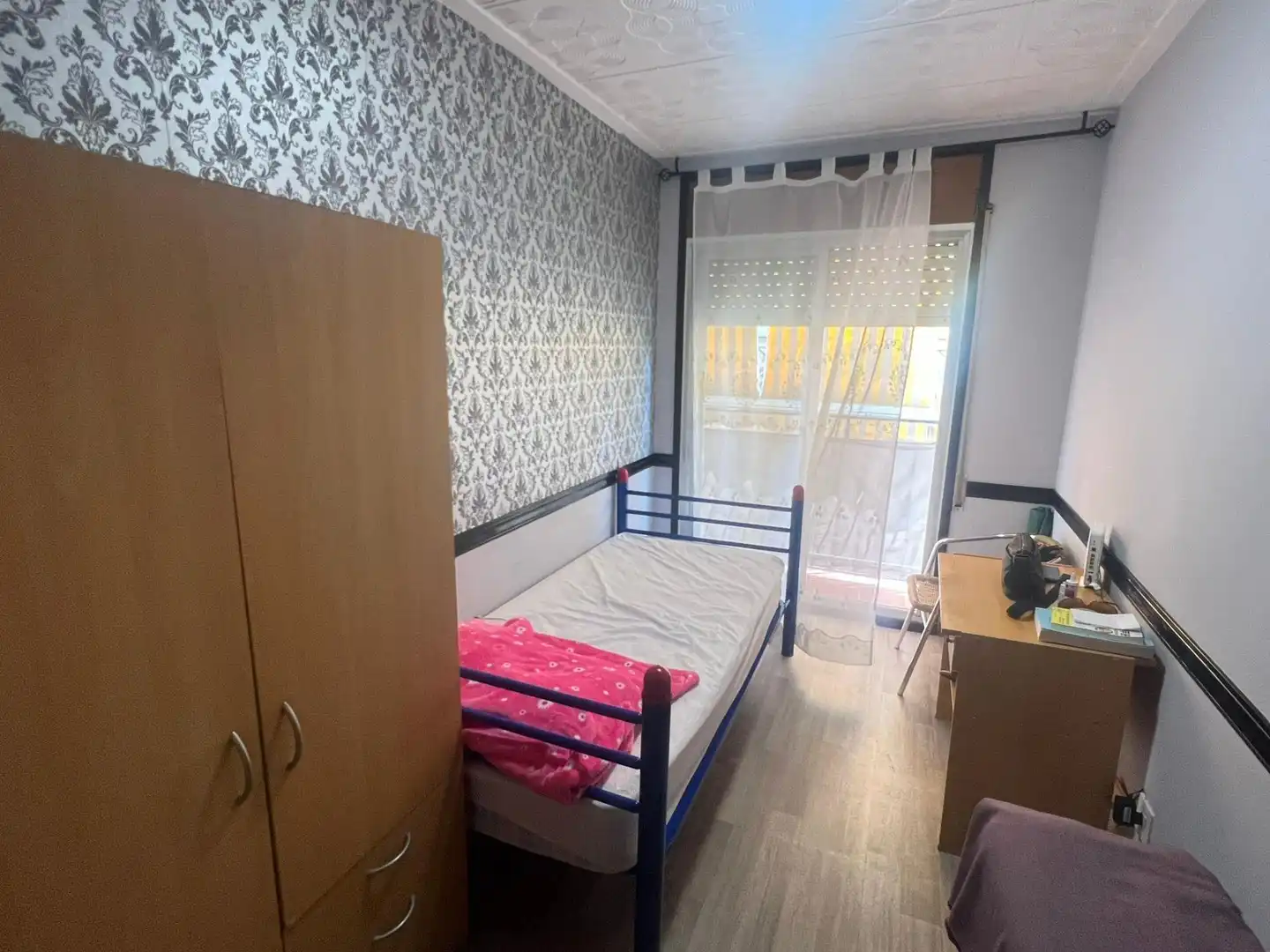 Bedroom of Apartments for sale in Mataró