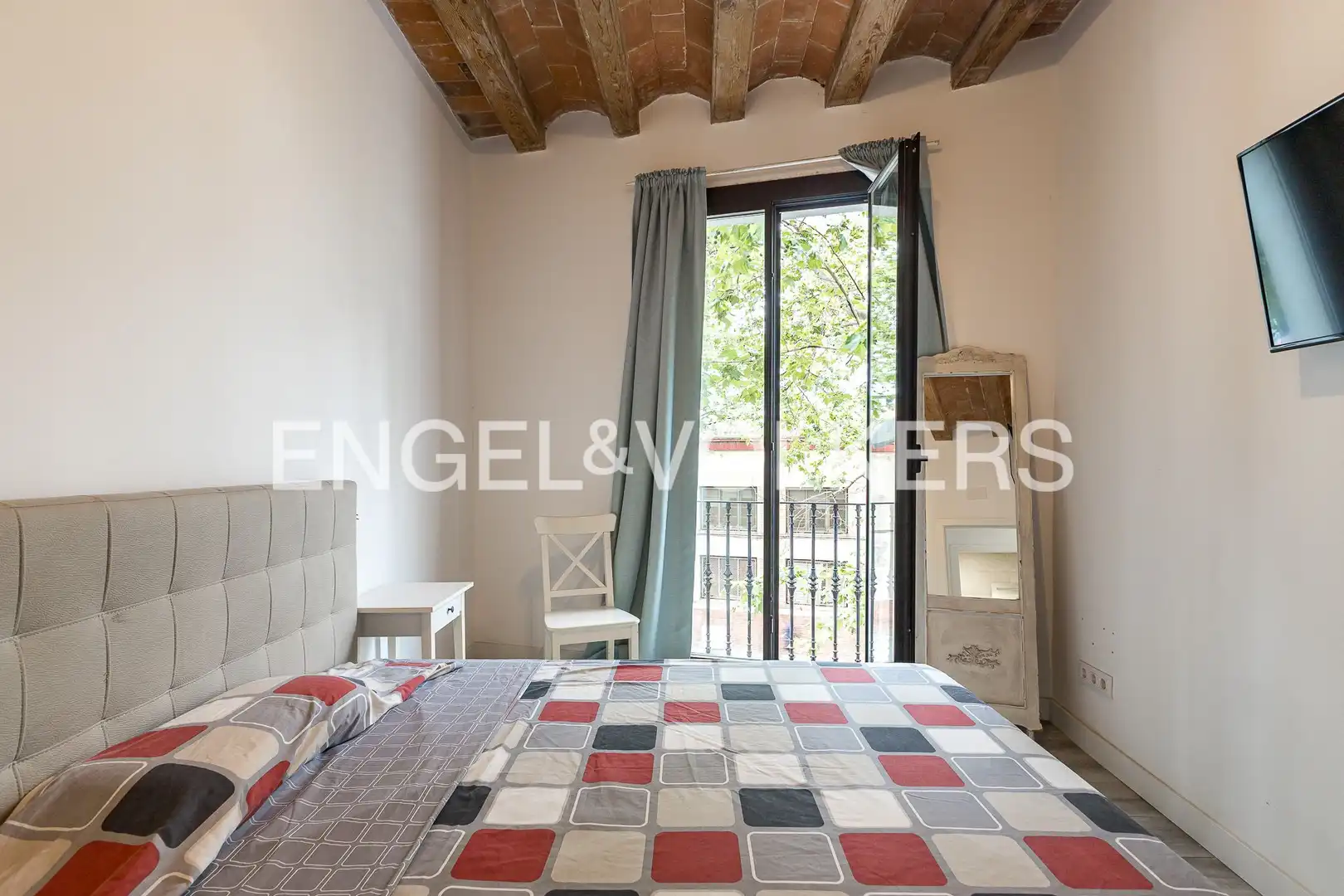 Habitación de Piso en venta en Barcelona con Aire acondicionado y Calefacción