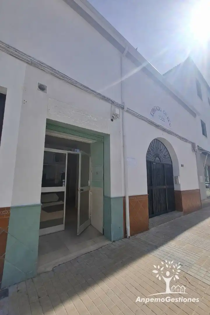 Local comercial de lloguer a Avenida del Greco 5, imagen 2