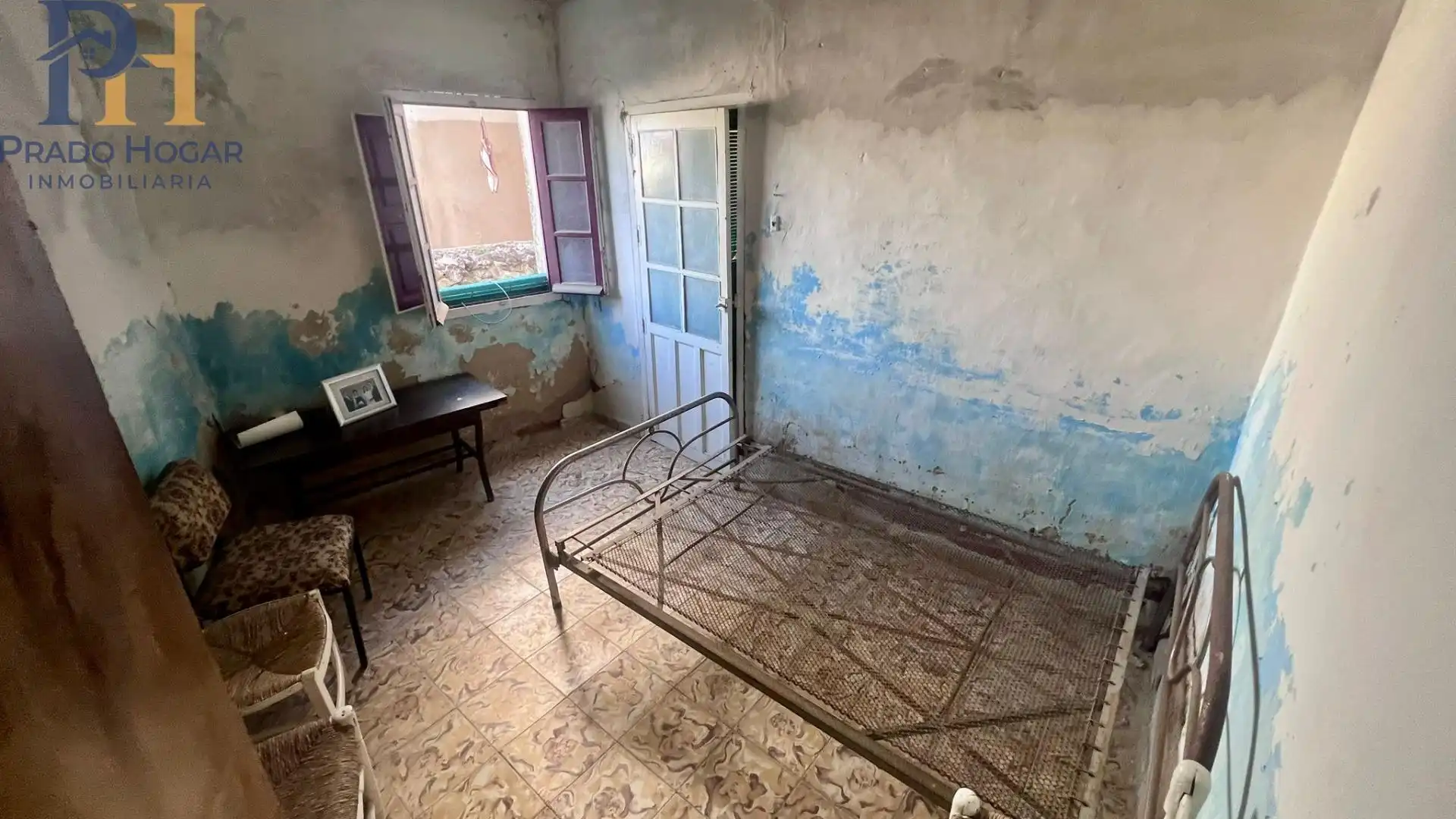 Dormitori de Casa o xalet en venda en Montesclaros amb Balcó