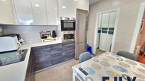 Kitchen of Flat for sale in Santurtzi 