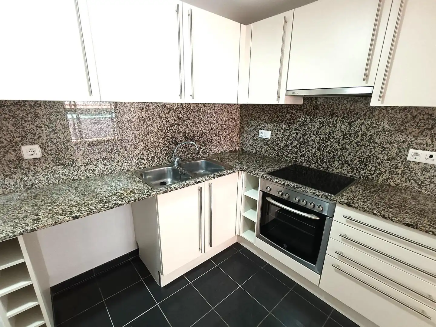 Cocina de Dúplex en venta en Mataró con Aire acondicionado y Parquet