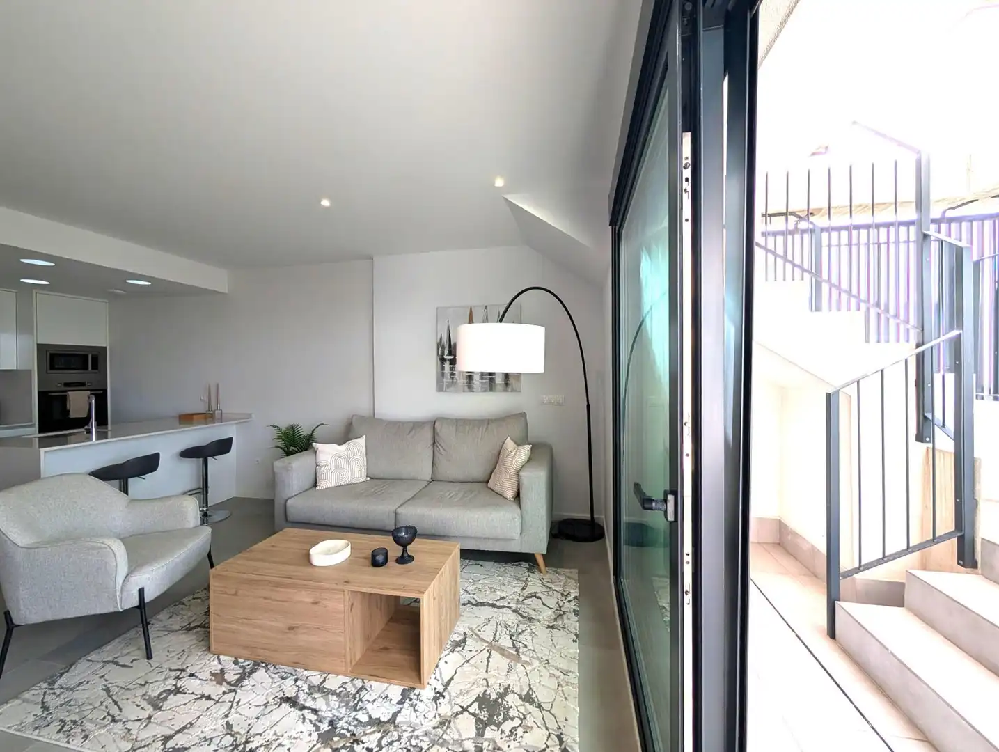 Wohnzimmer von Dachboden zum Verkauf in Orihuela mit Klimaanlage, Heizung und Terrasse
