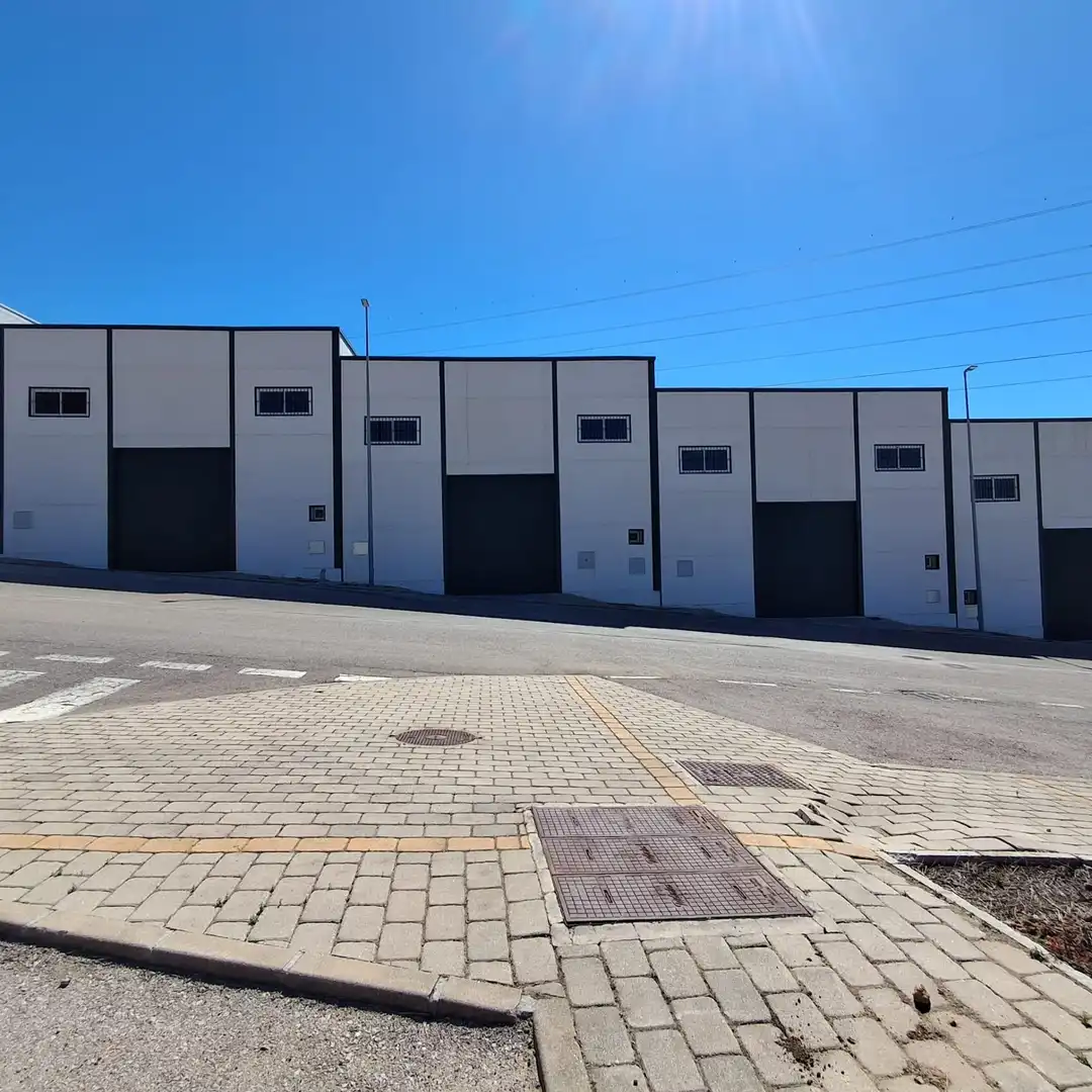 Außenansicht von Fabrik Grundstücke zum Verkauf in Casares