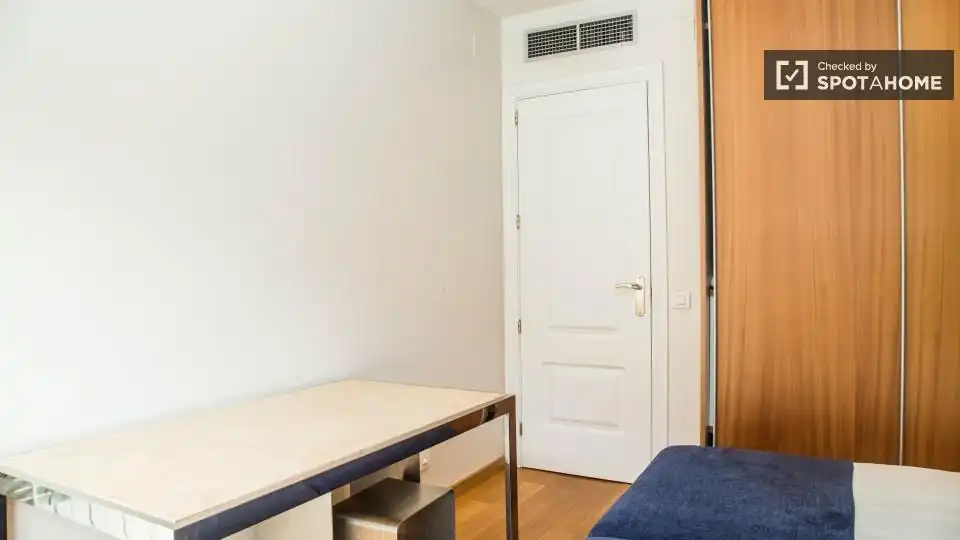 Flat with terrace to rent in Sarrià - Sant Gervasi, imagen 16