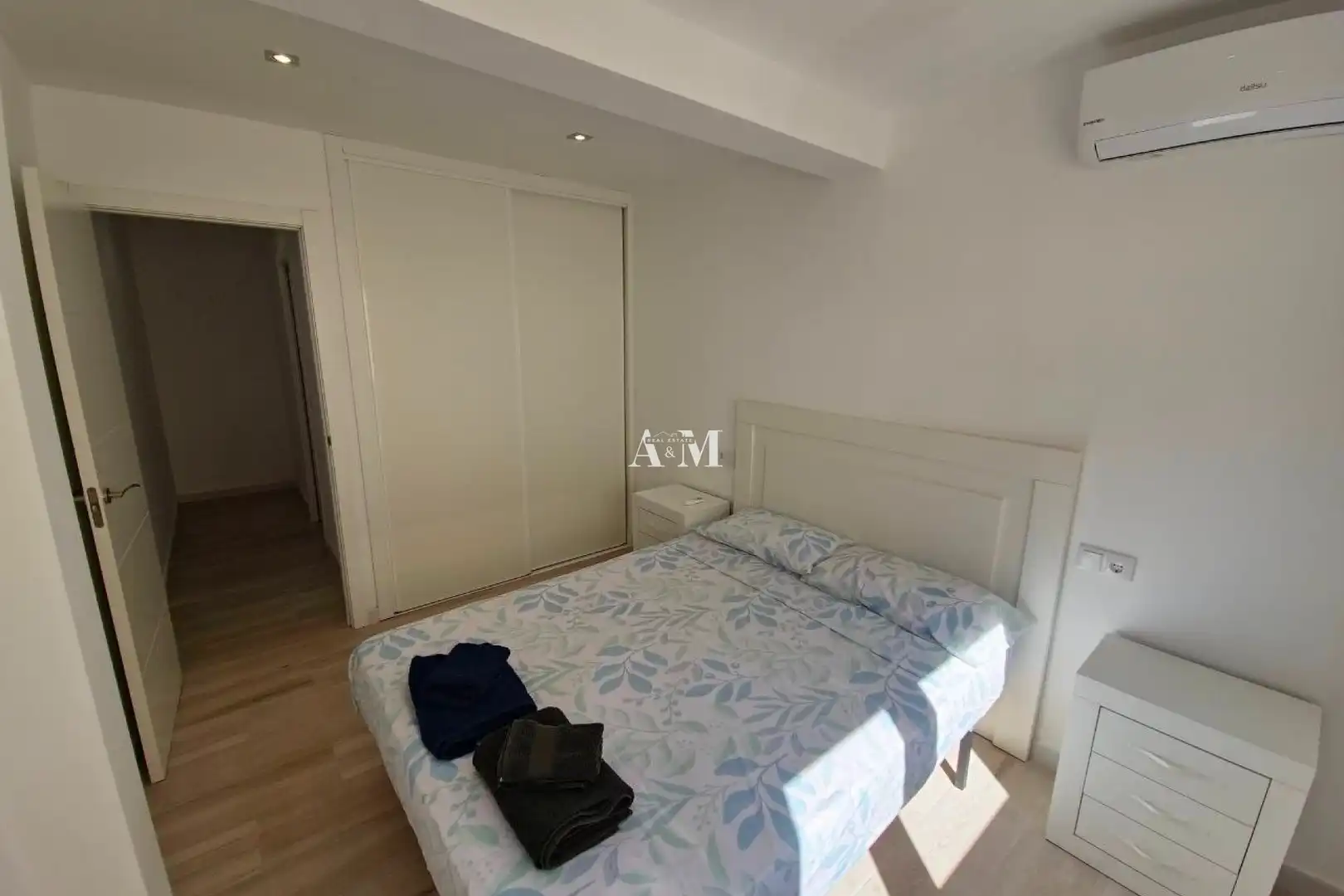 Dormitori de Casa o xalet en venda en Orihuela amb Calefacció, Jardí privat i Terrassa