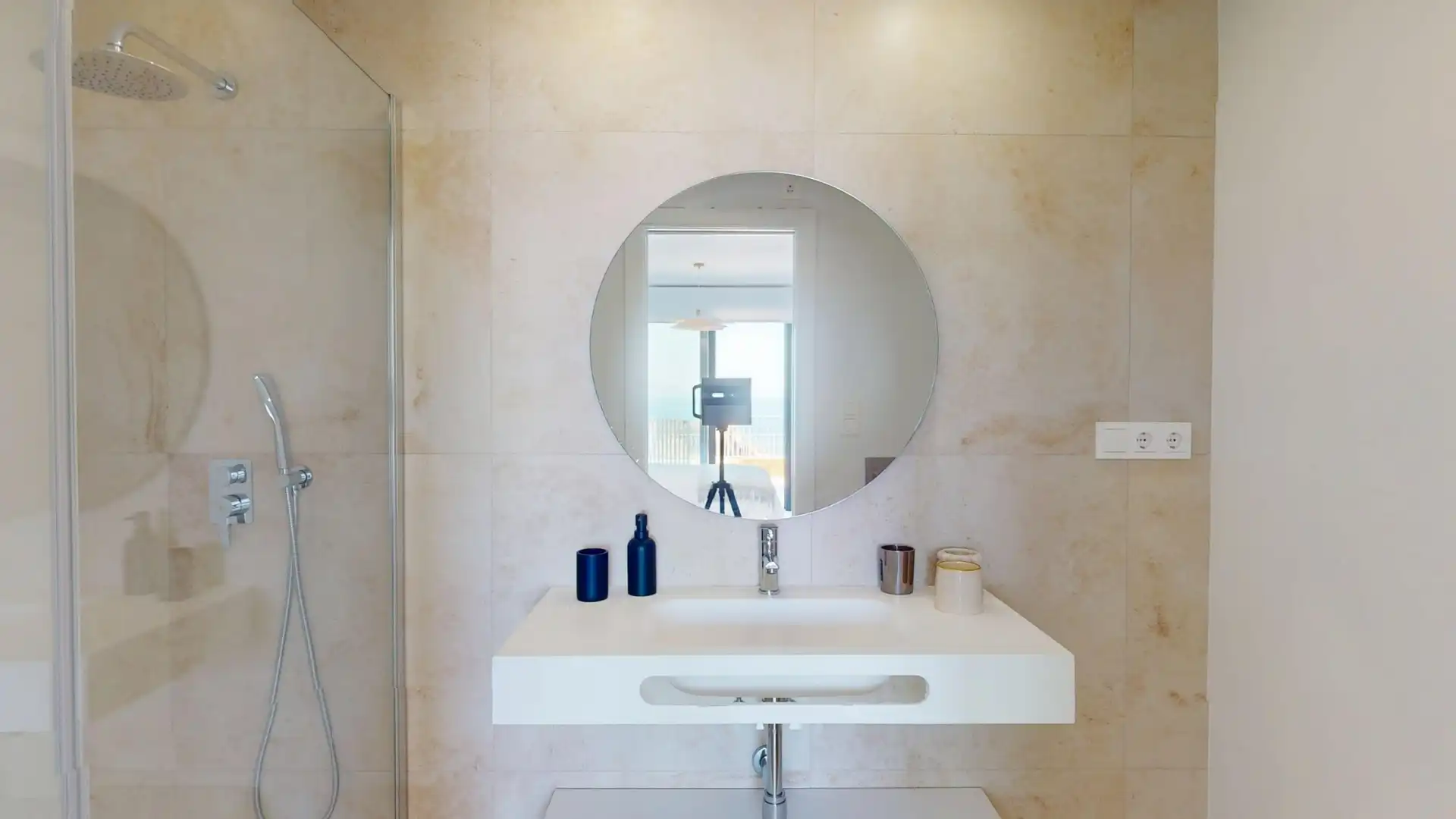 Badezimmer von Dachboden zum Verkauf in Águilas mit Klimaanlage, Terrasse und Abstellraum