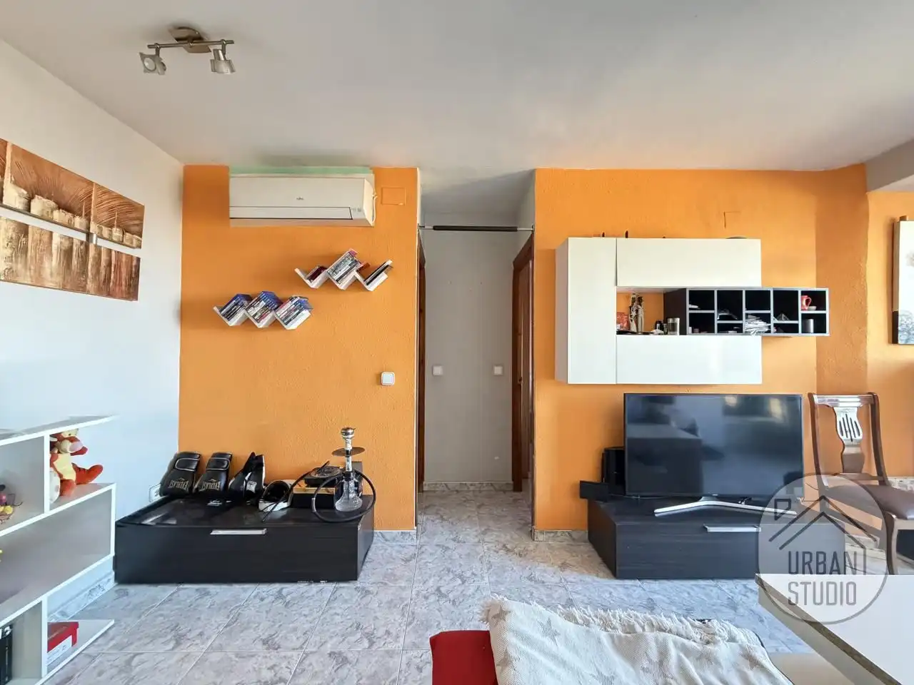 Living room of Flat for sale in Alicante / Alacant  with Air Conditioner and Furnished