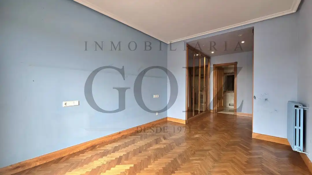 Habitación de Casa adosada en venta en Donostia - San Sebastián  con Calefacción, Terraza y Trastero