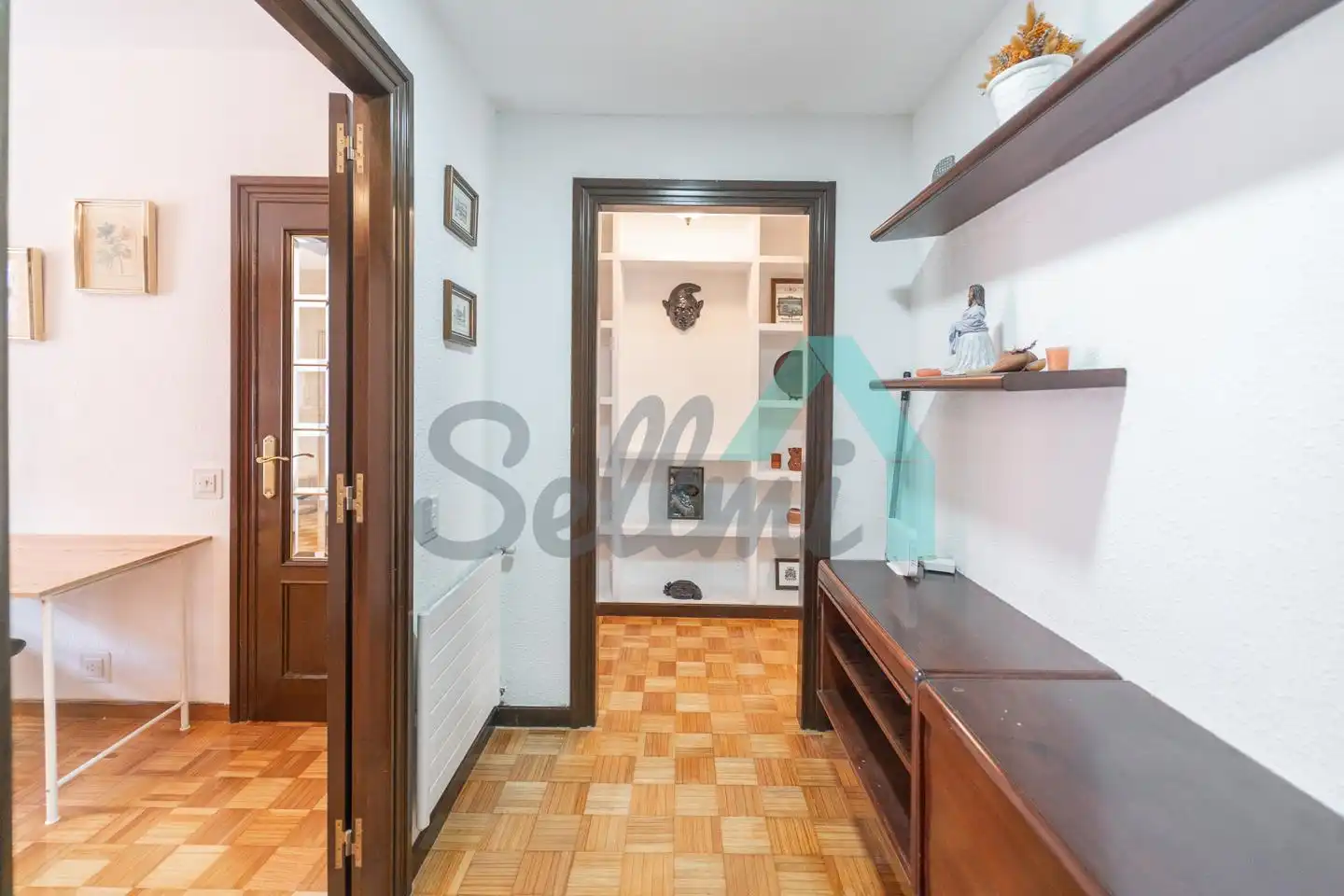 Flat for share in Oviedo   with Heating, Parquet flooring and Furnished