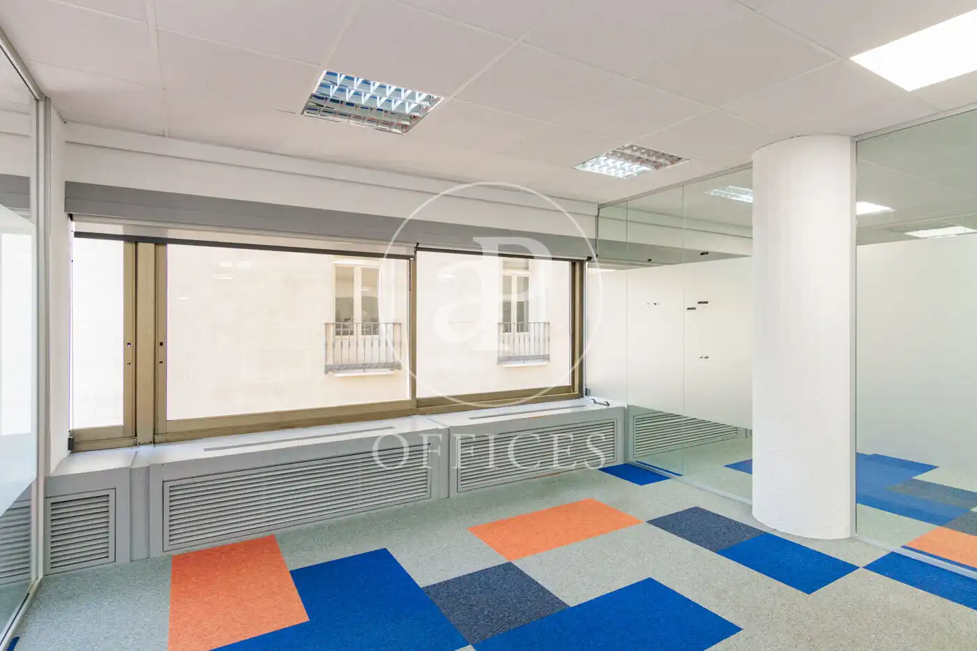 Office for rent in Madrid  with Air Conditioner