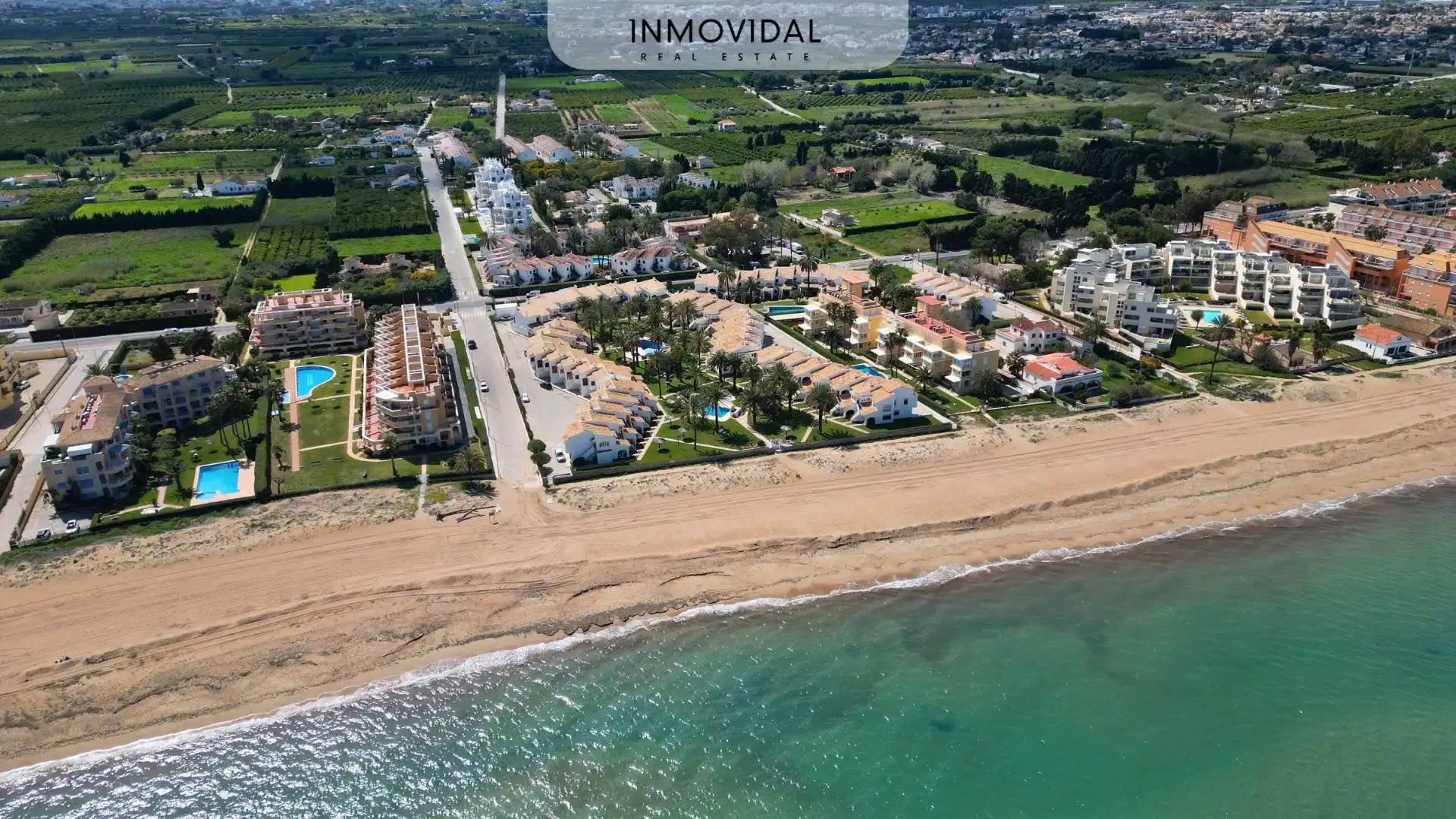 Vista exterior de Casa adosada en venta en Dénia con Aire acondicionado, Terraza y Trastero