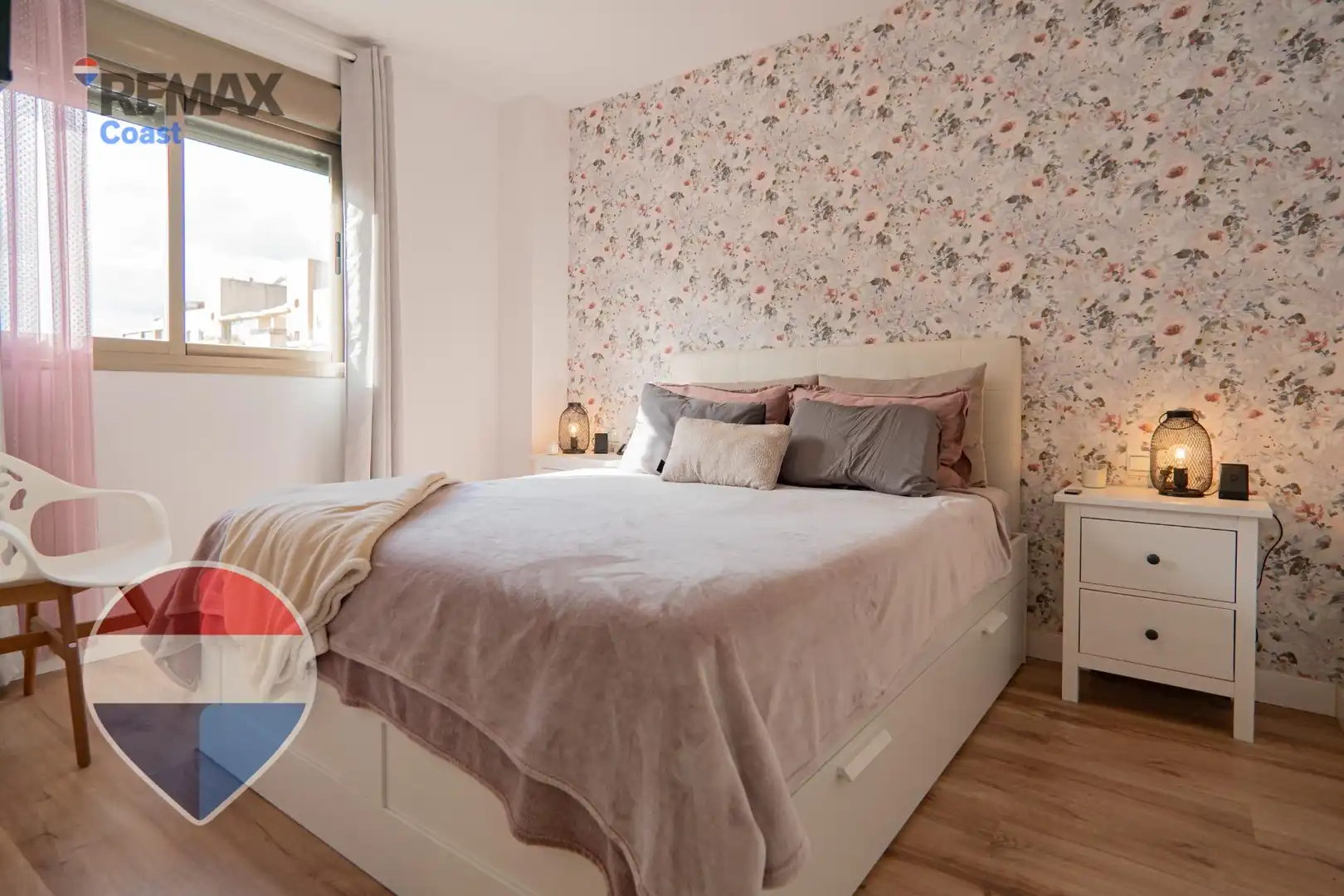 Habitación de Piso en venta en Málaga con Aire acondicionado, Calefacción y Jardín privado