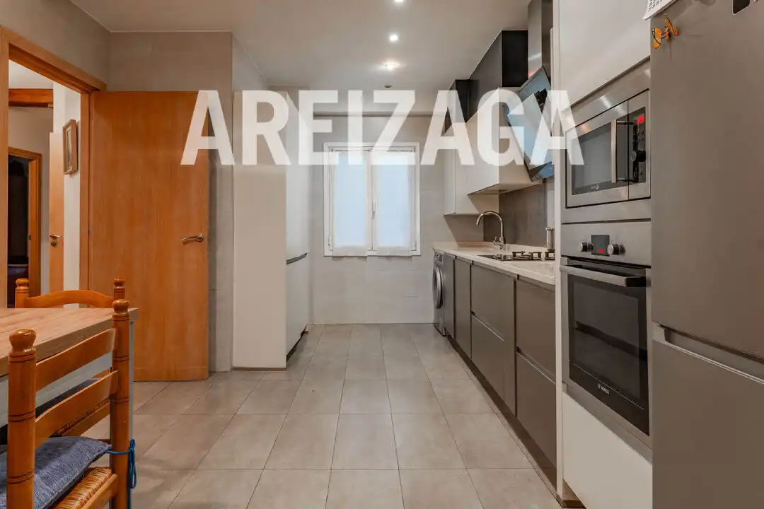 Küche von Wohnung zum Verkauf in Donostia - San Sebastián  mit Heizung und Balkon