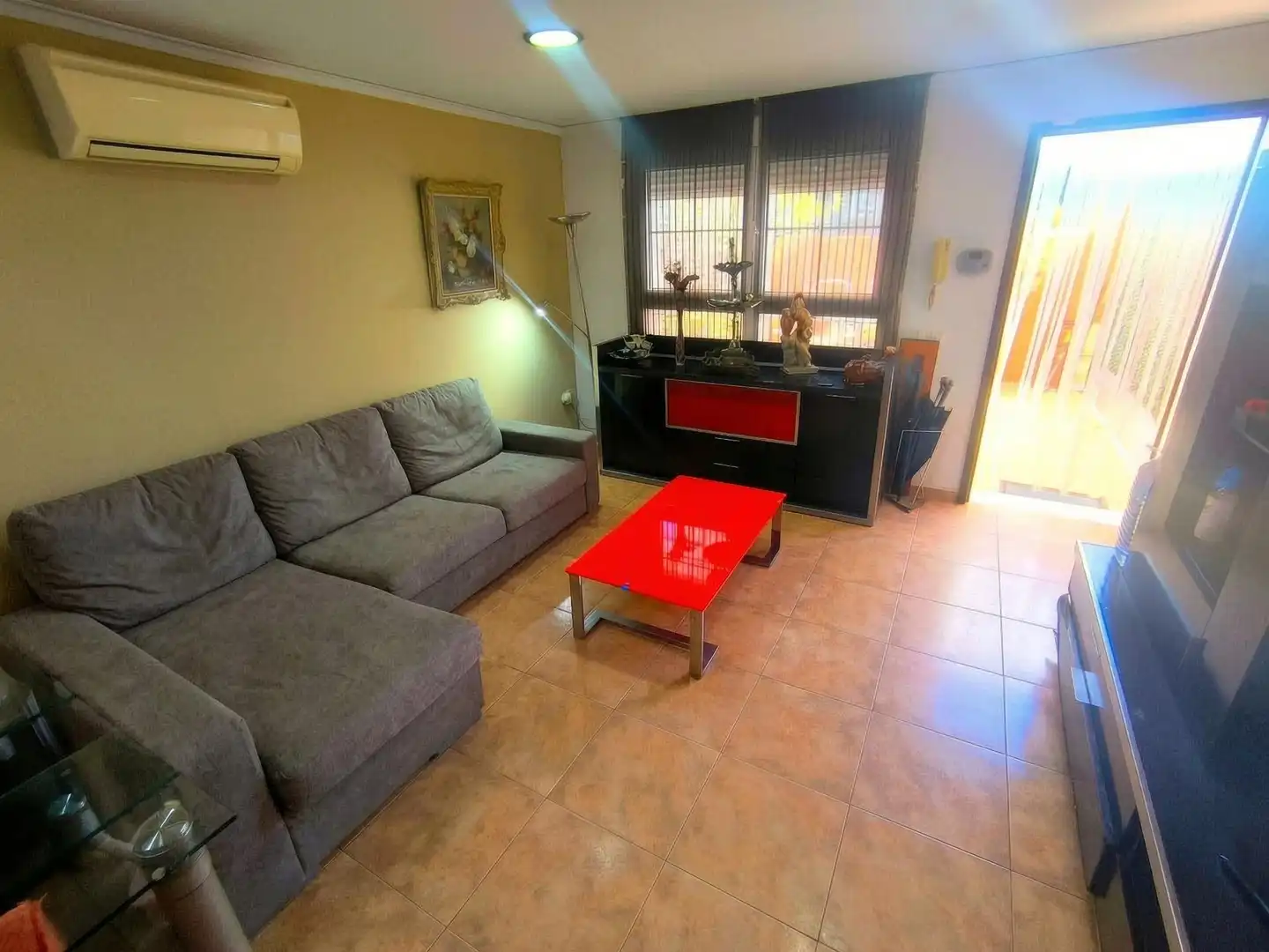 Semi-detached house with terrace for sale in Calle SAN JAIME