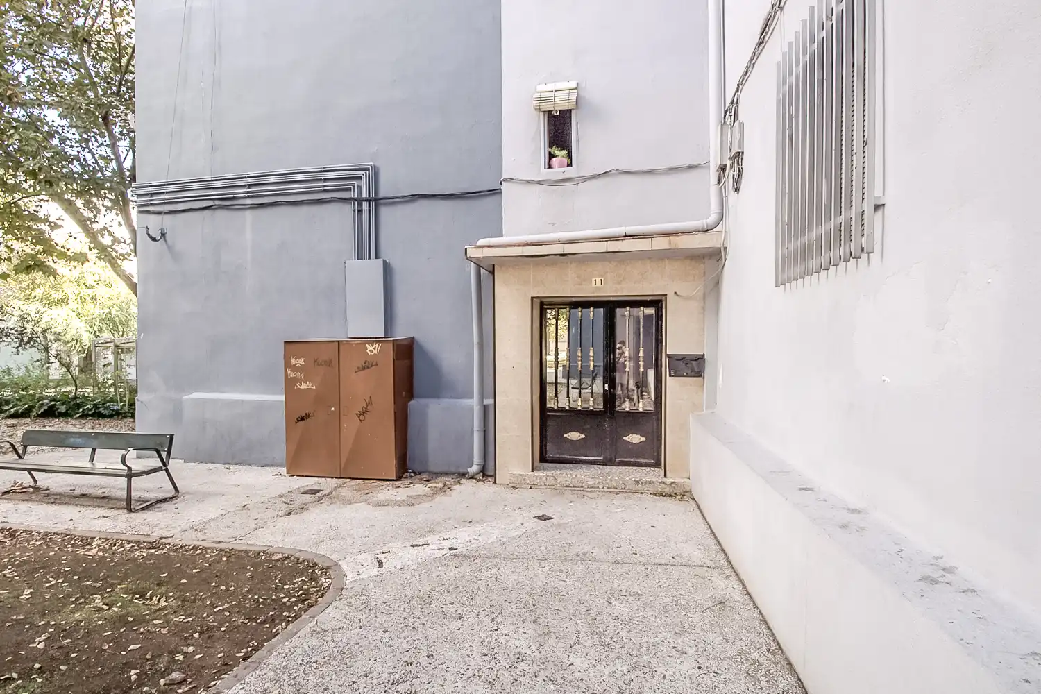 Vista exterior de Piso en venta en Puertollano