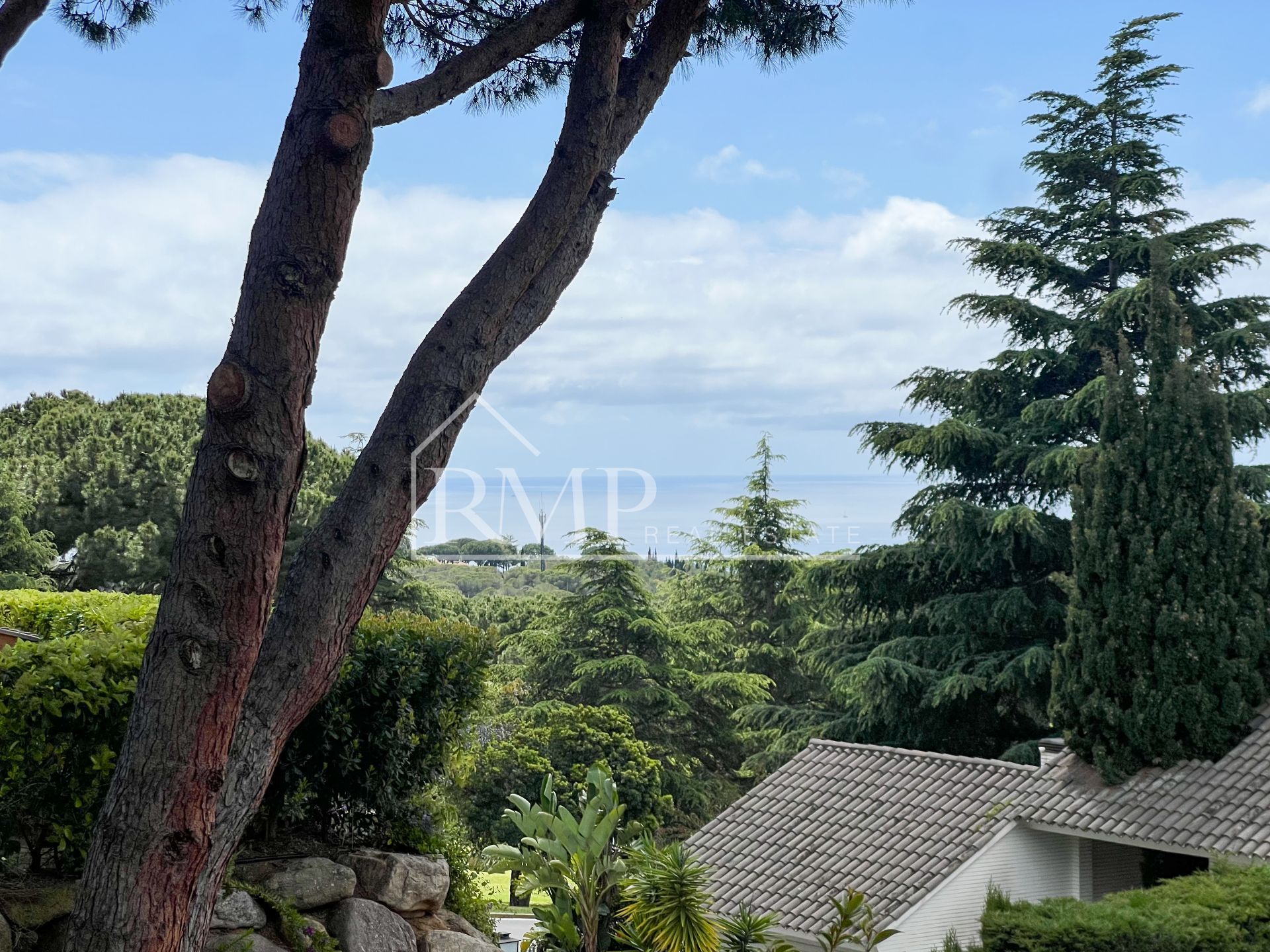 Vista exterior de Casa o xalet en venda en Sant Vicenç de Montalt amb Aire condicionat, Calefacció i Jardí privat